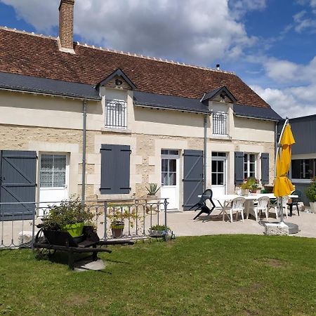 Les Ormeaux Hotell Oisly Exteriör bild